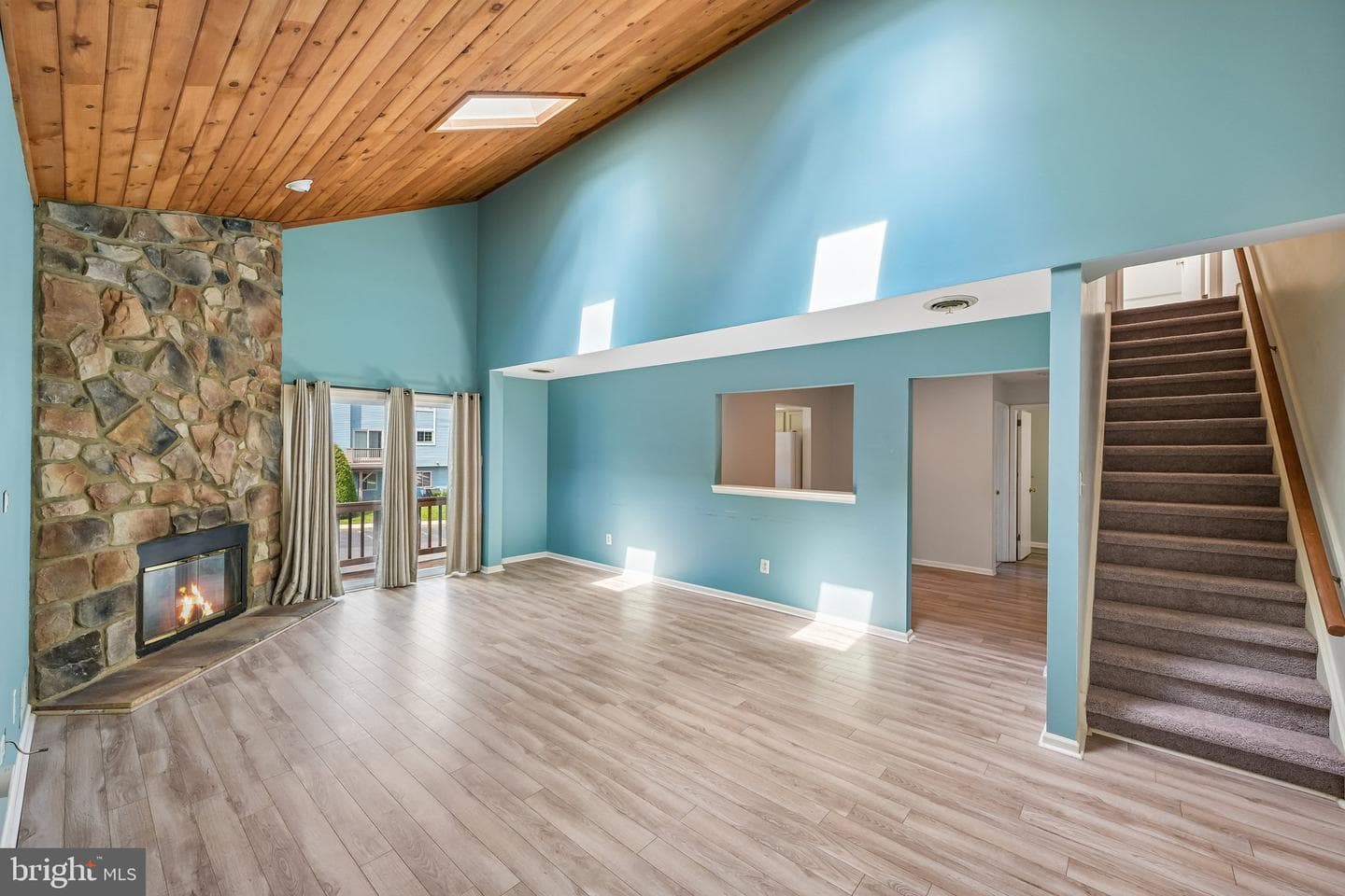 418 Brown Briar Circle photo 4