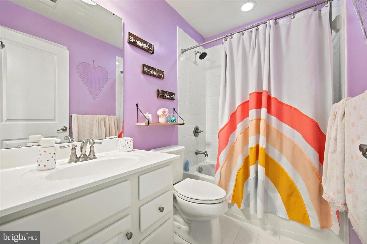 175 Tulip Lane photo 18