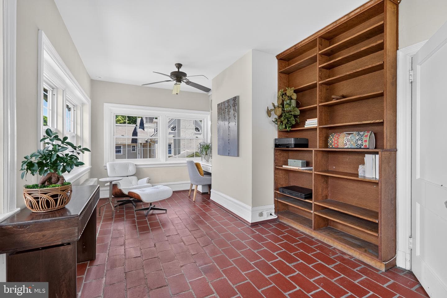 1 Latham Park photo 36