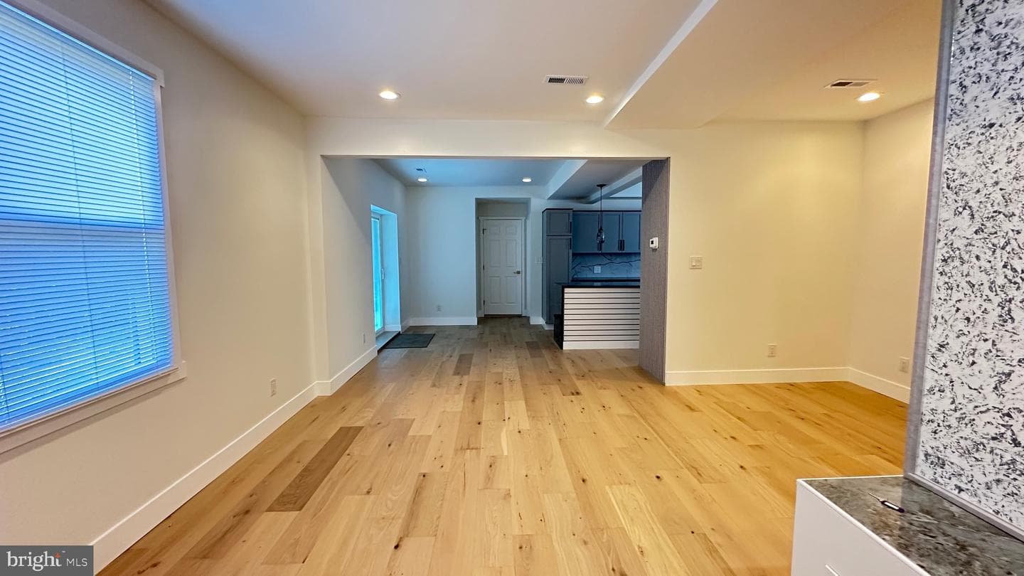 1700 Beech Avenue photo 37