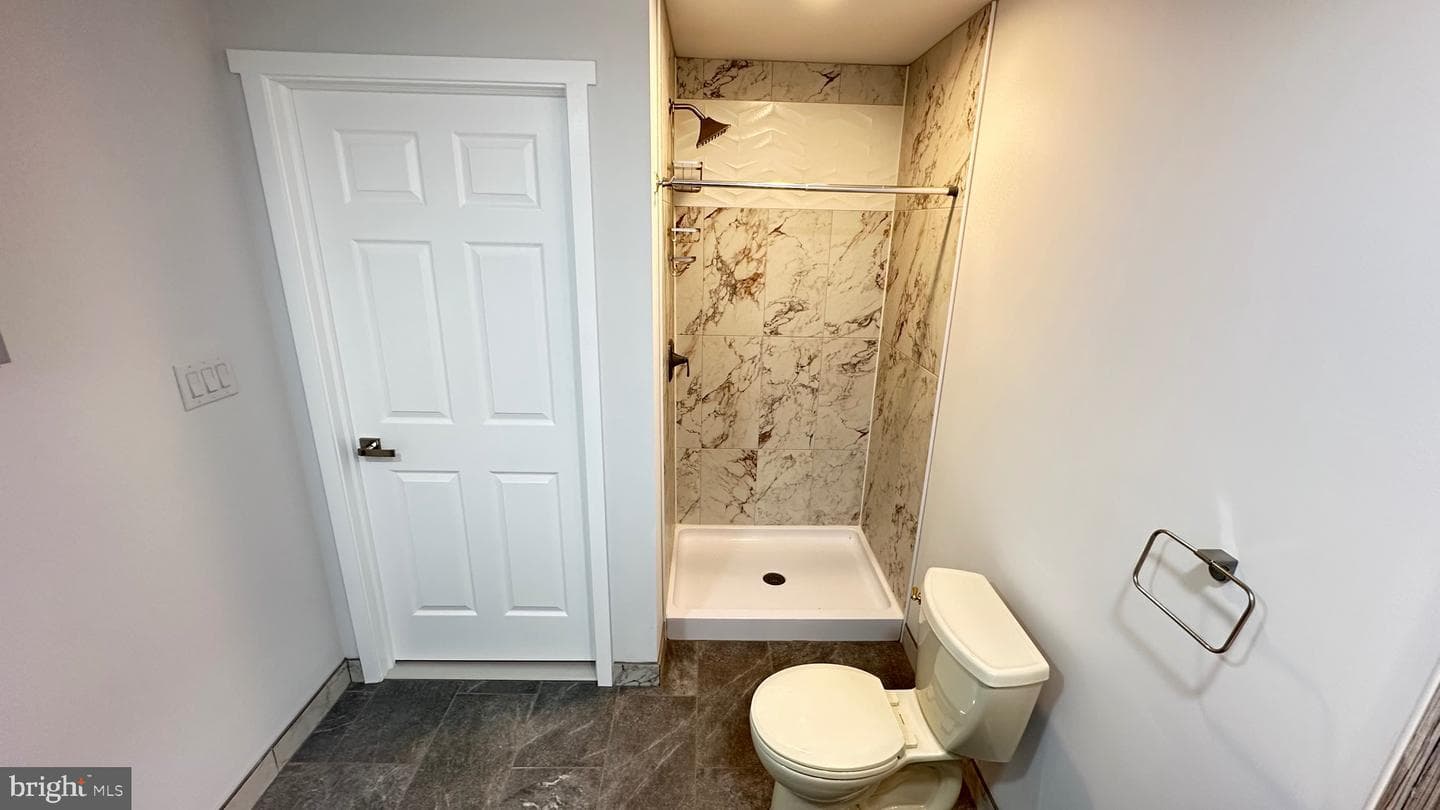1700 Beech Avenue photo 47