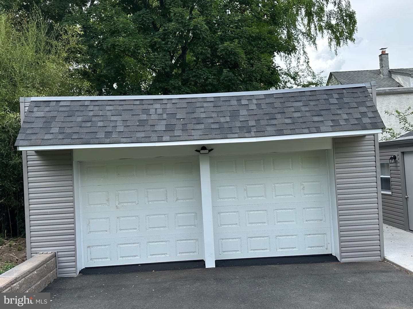 1700 Beech Avenue photo 8