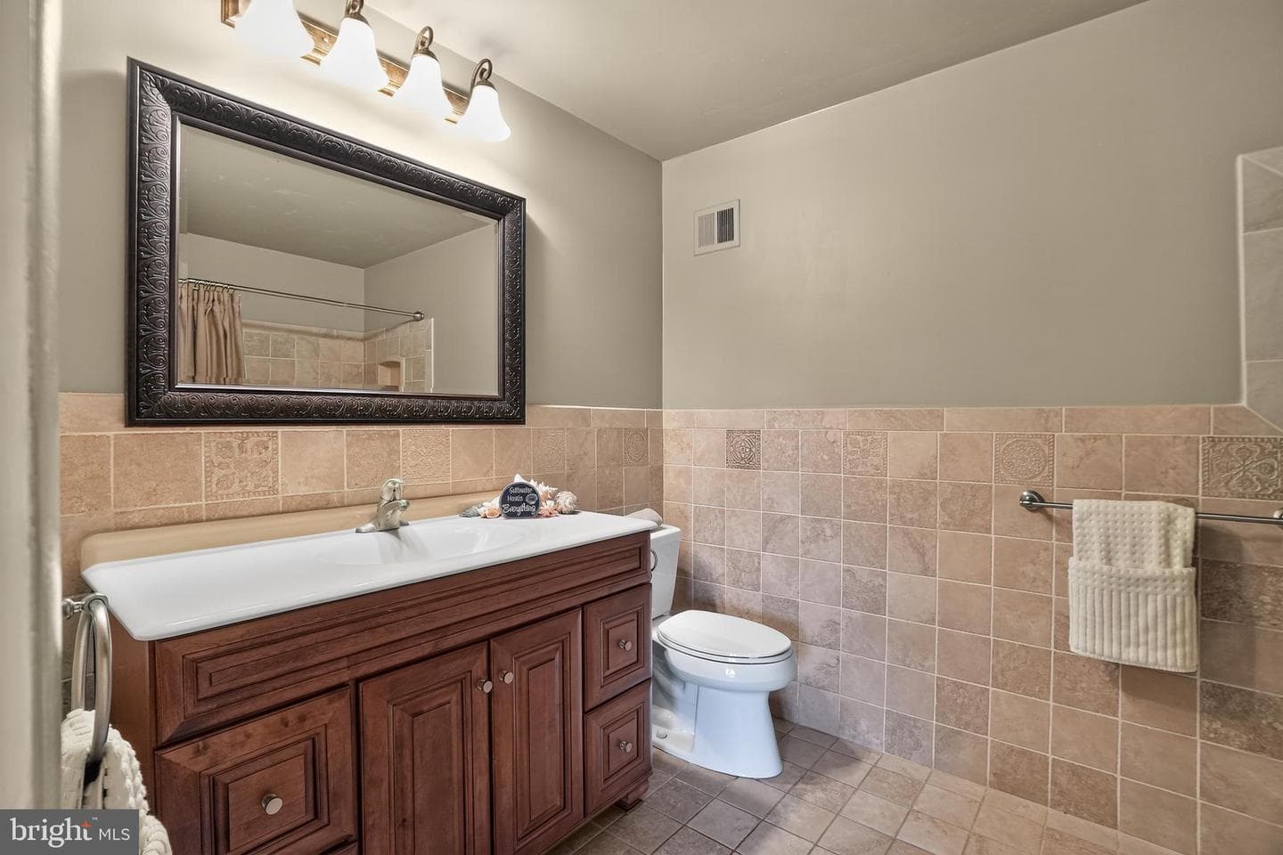 1904 Quill Lane photo 30