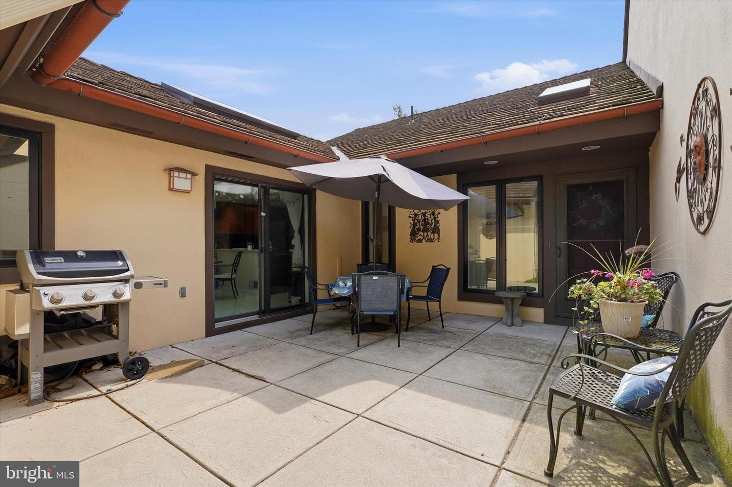 2 Withers Lane photo 3
