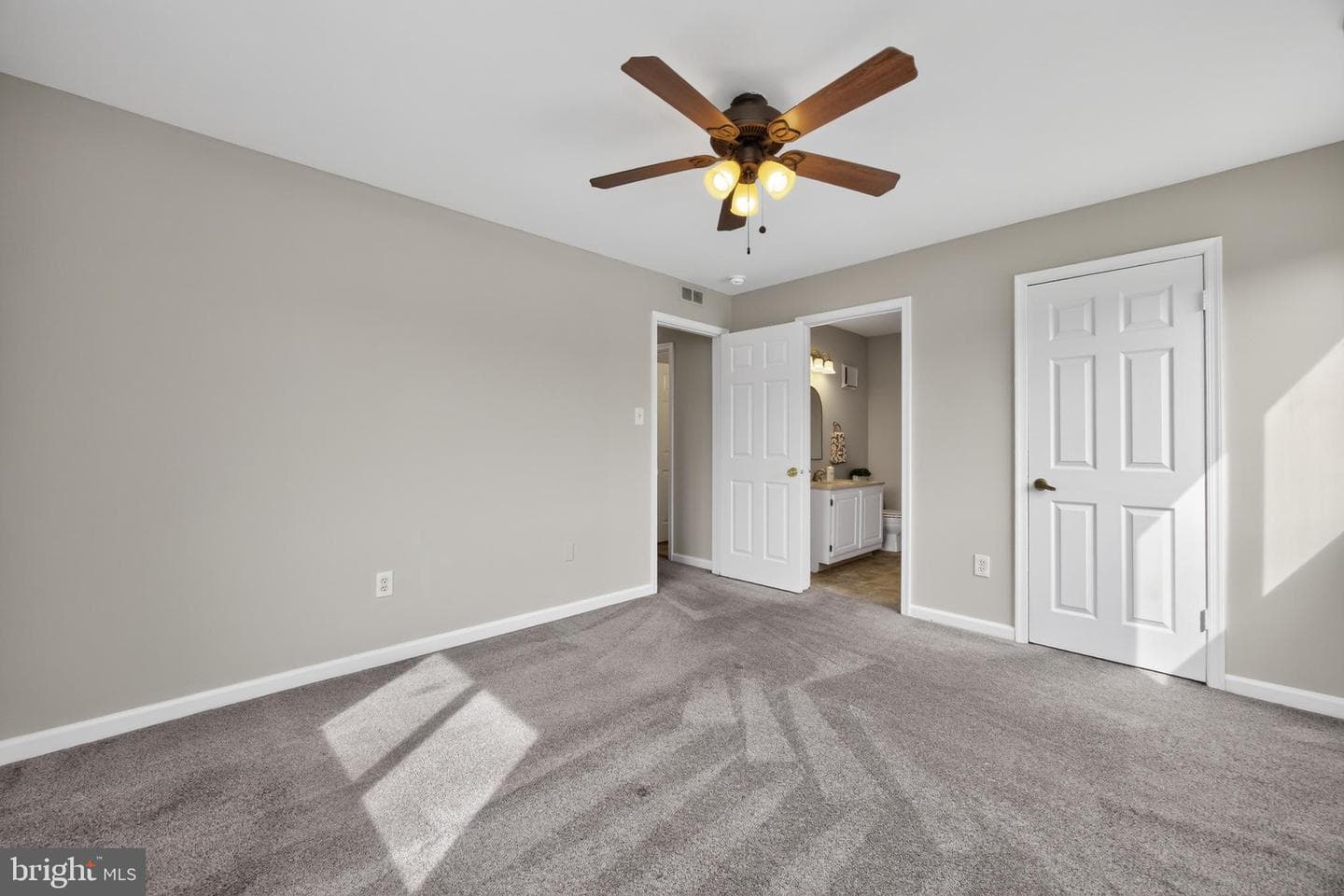 1016 Dogwood Court photo 20