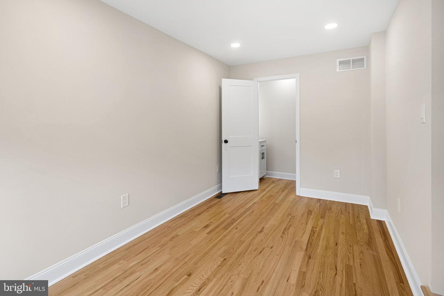 776 Brooke Road photo 19