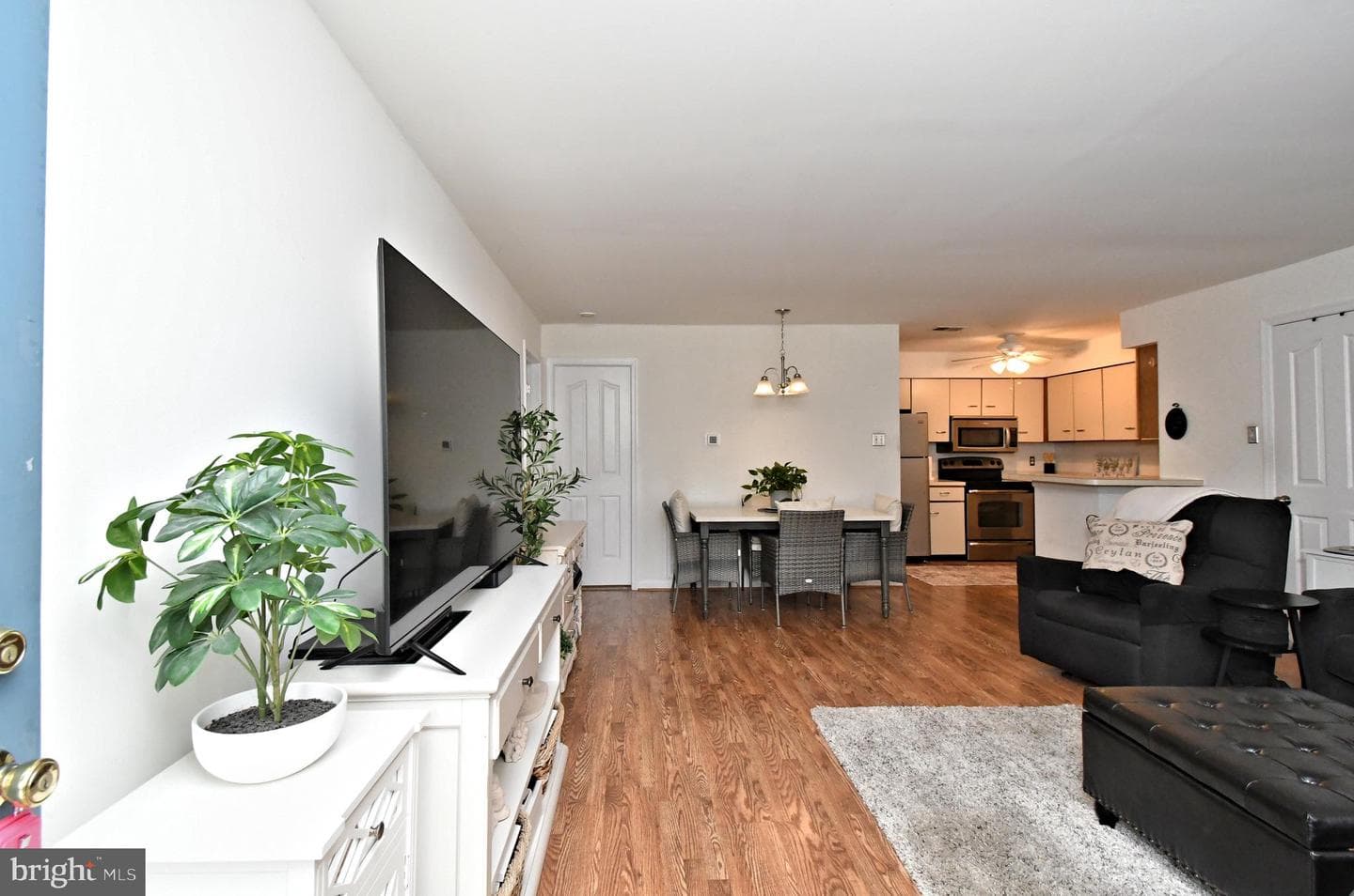 113 Foxmeadow Drive #condo 113 photo 4