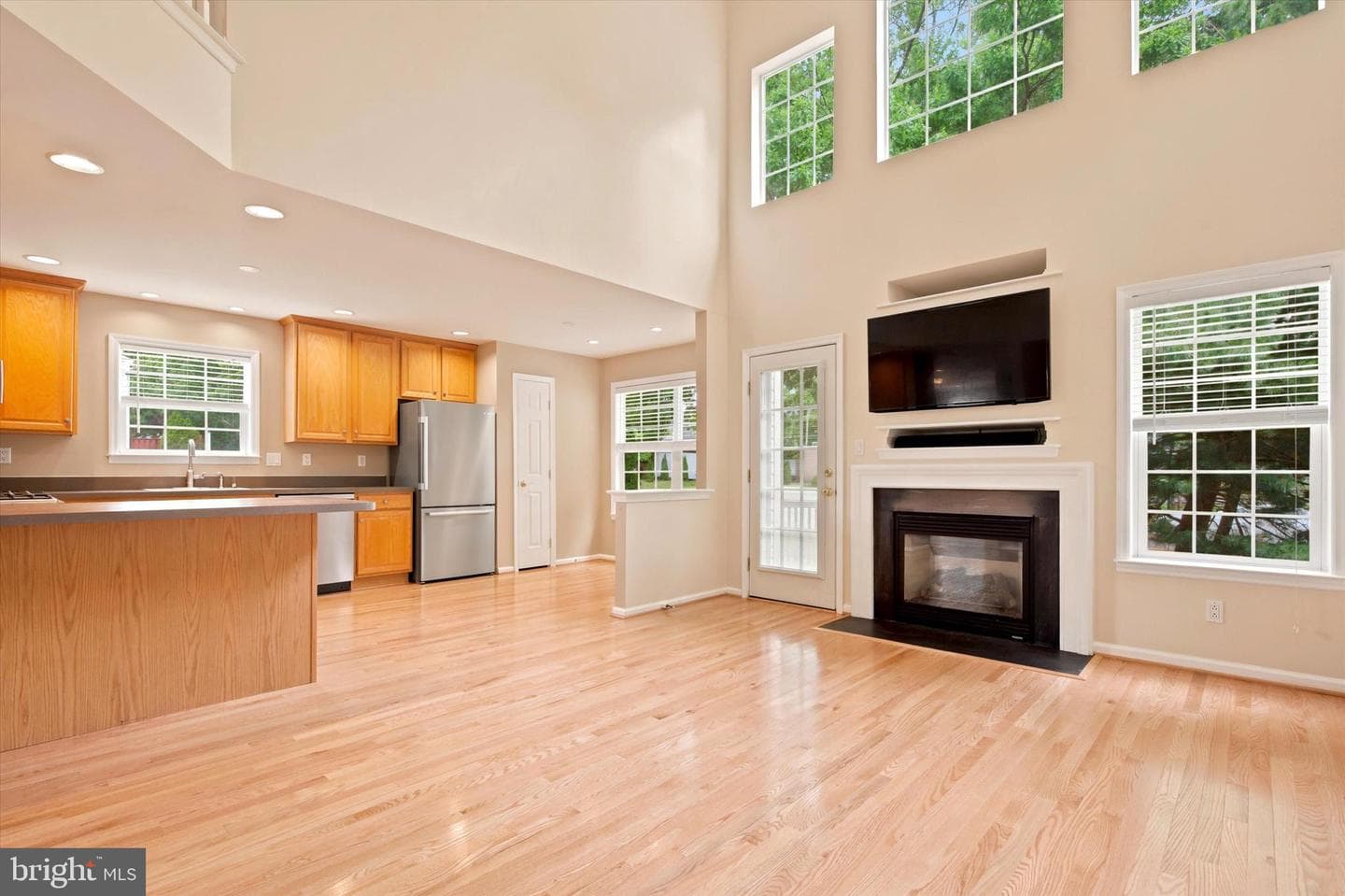 101 Raintree Crossing photo 10