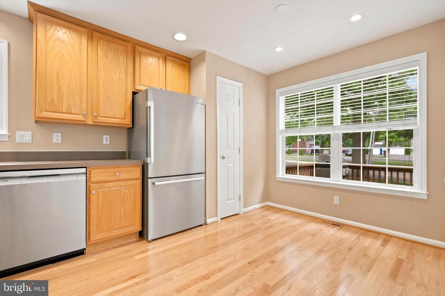 101 Raintree Crossing photo 14