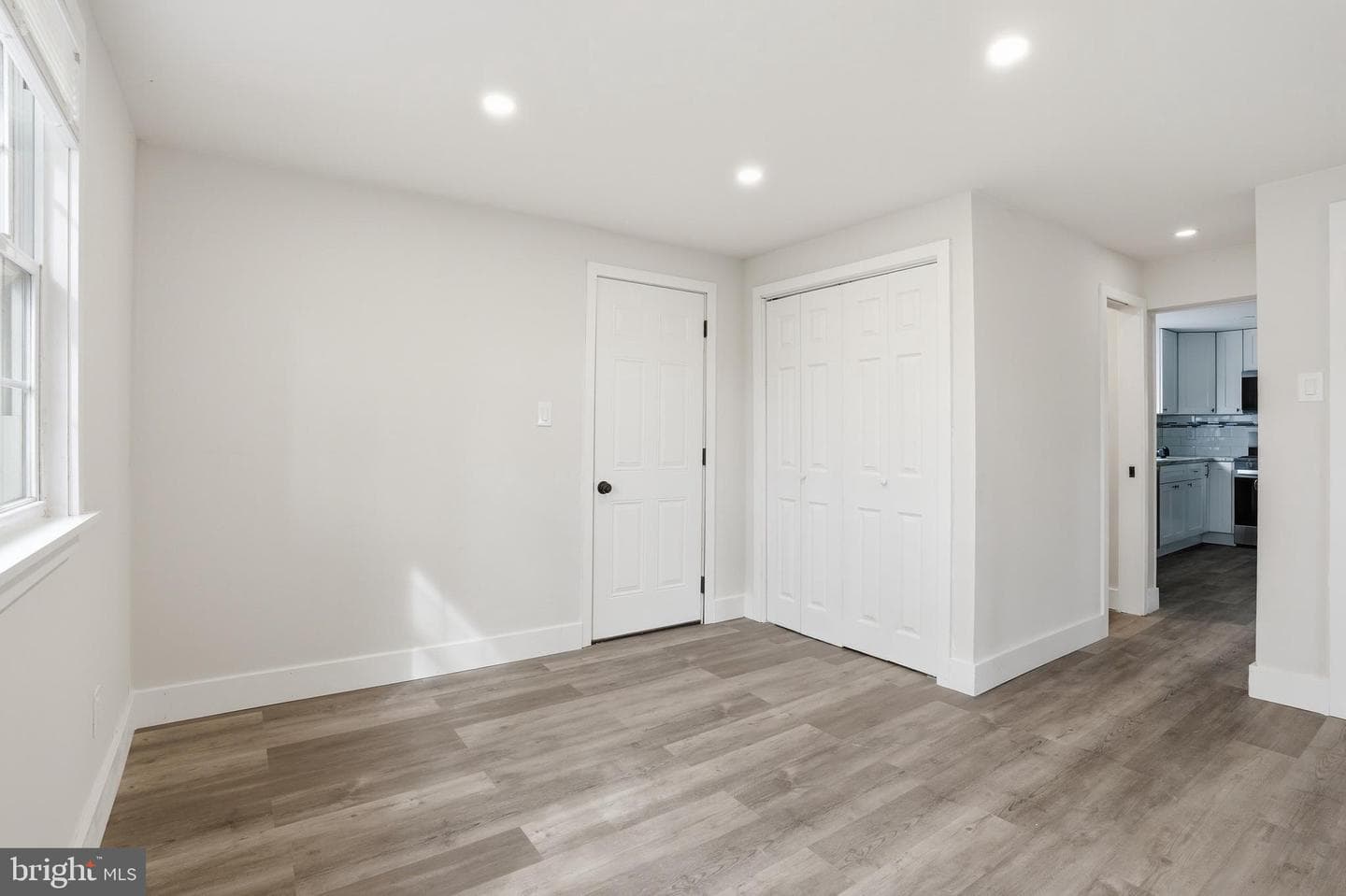 1306 W Orvilla Road photo 10