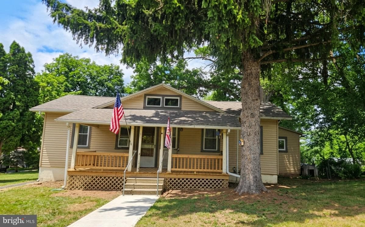 1043 Clemmers Mill Road, Schwenksville