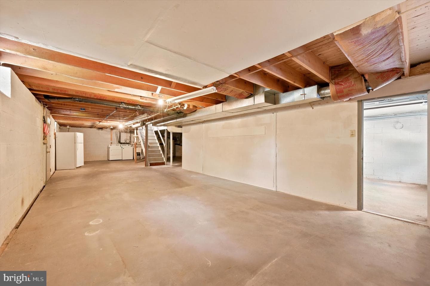 4 Locust Way photo 22