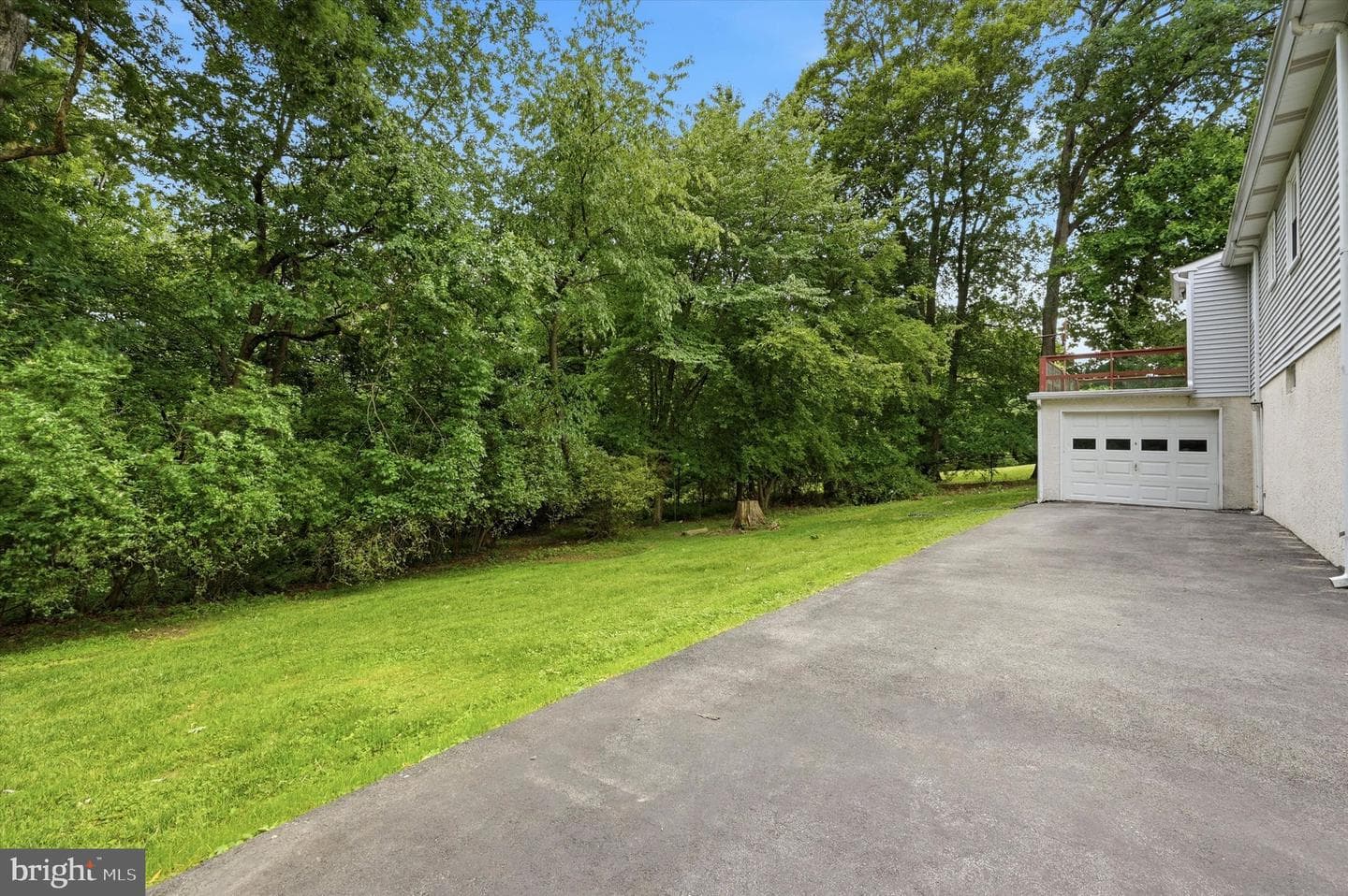 4 Locust Way photo 25