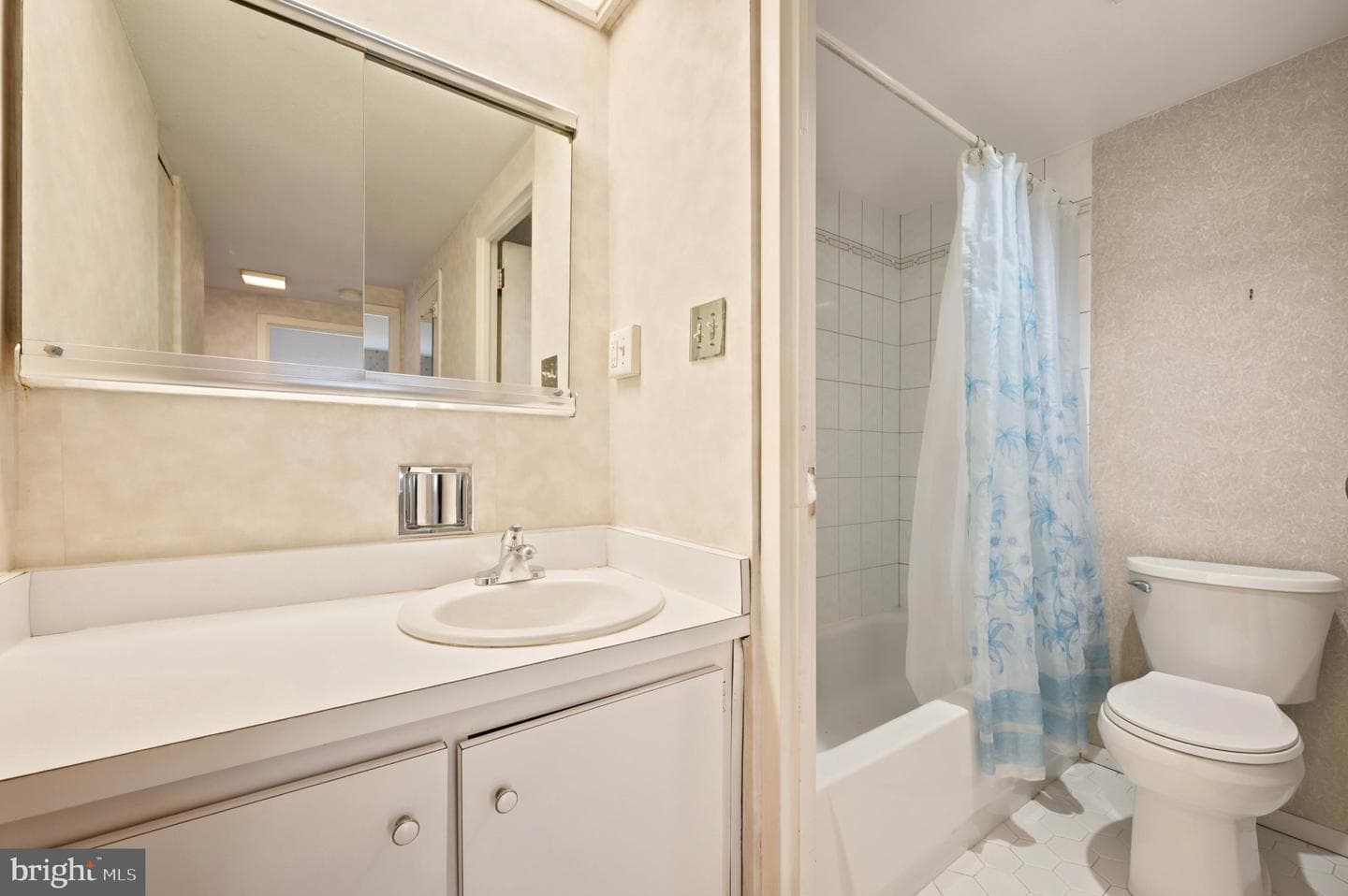 100 West Avenue #202-S photo 16