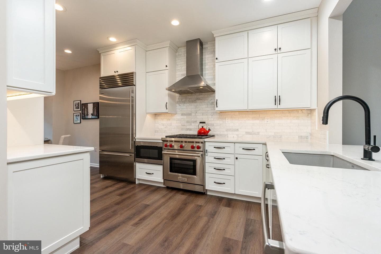 1060 Tintern Drive photo 8