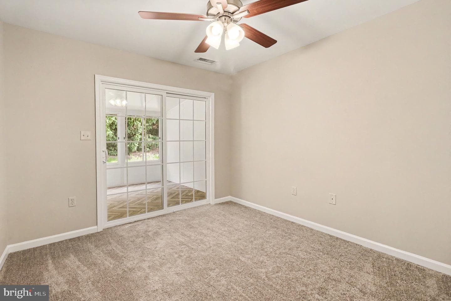 53 Bards Way photo 27