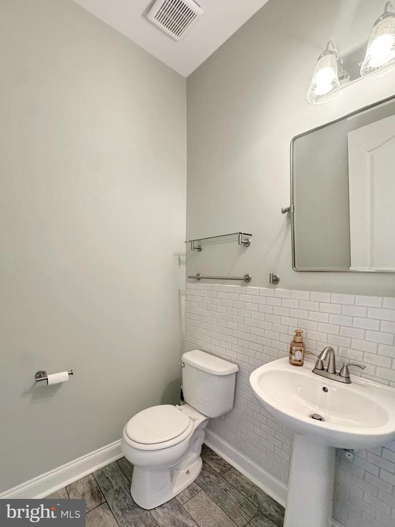 296 Masters Drive photo 8