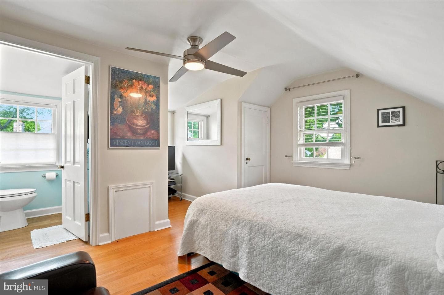 415 Charles Lane photo 26