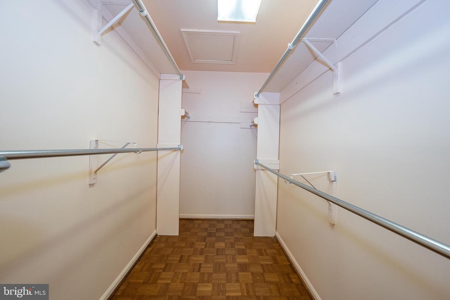 210 Glen Lane photo 25