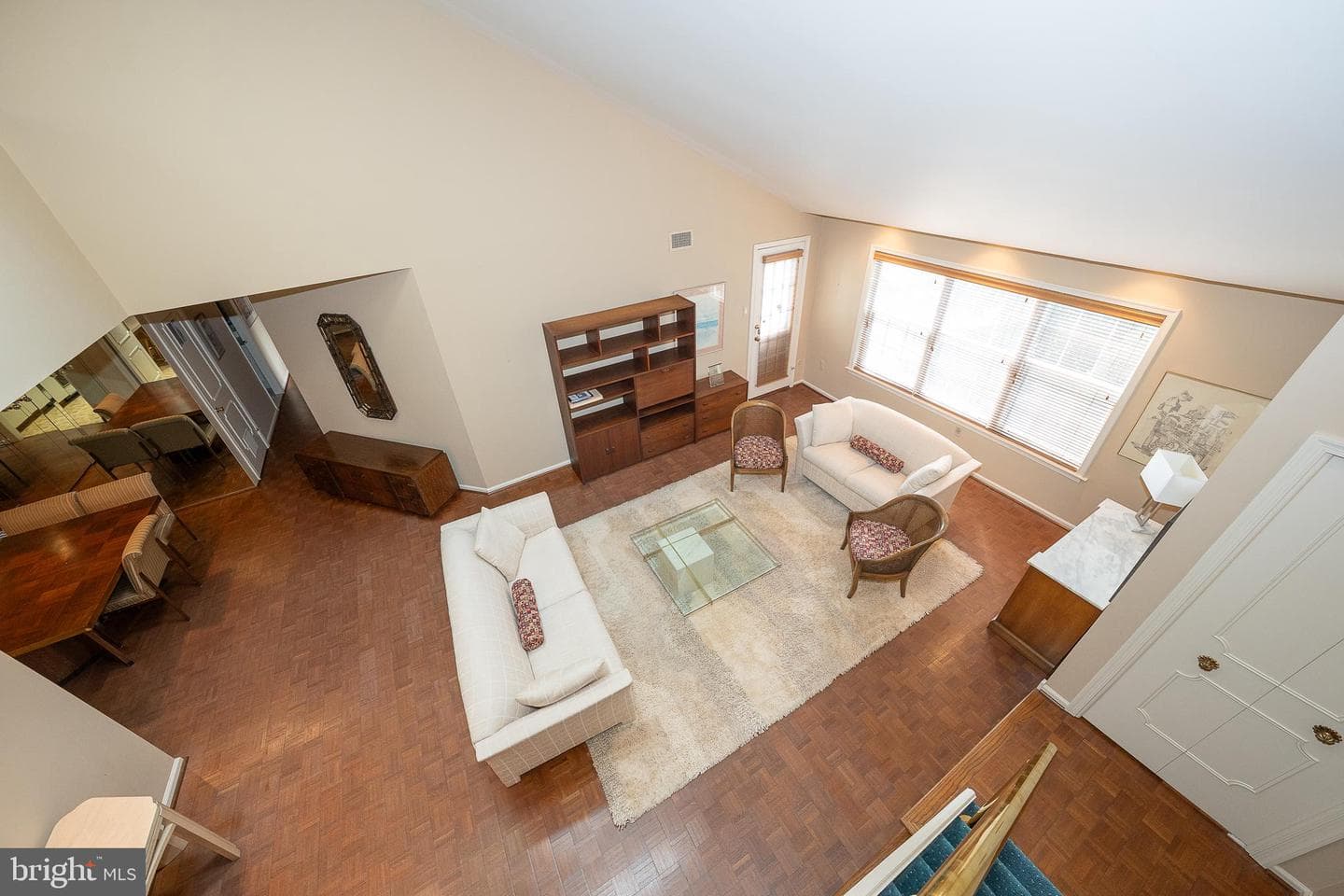 210 Glen Lane photo 32