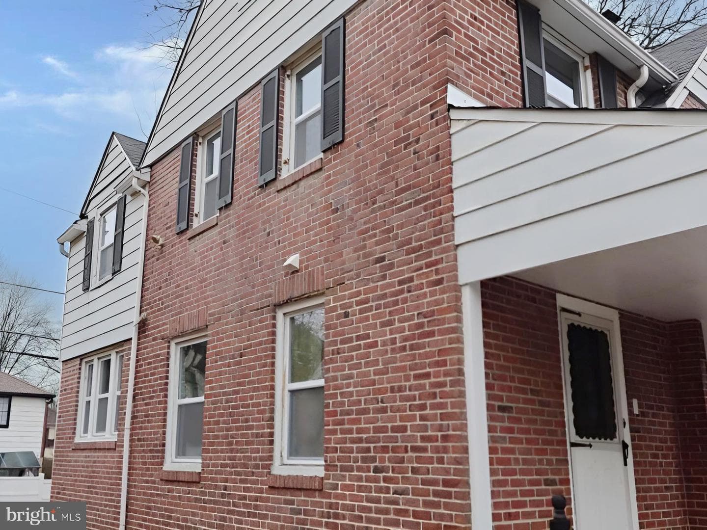 1516 Surrey Lane photo 22