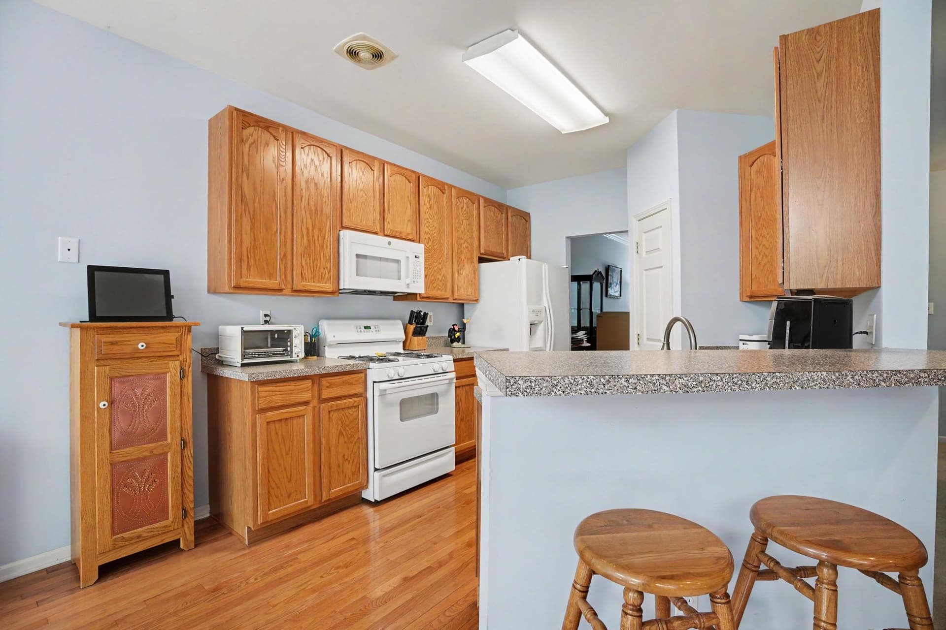 418 Nottingham Lane photo 8