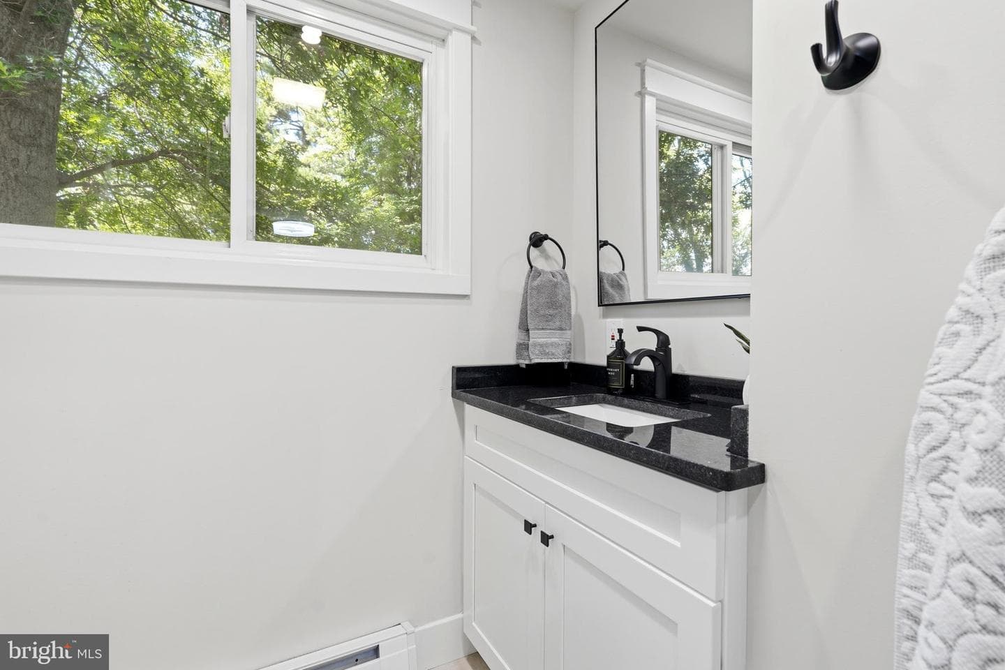422 Privet Road photo 19
