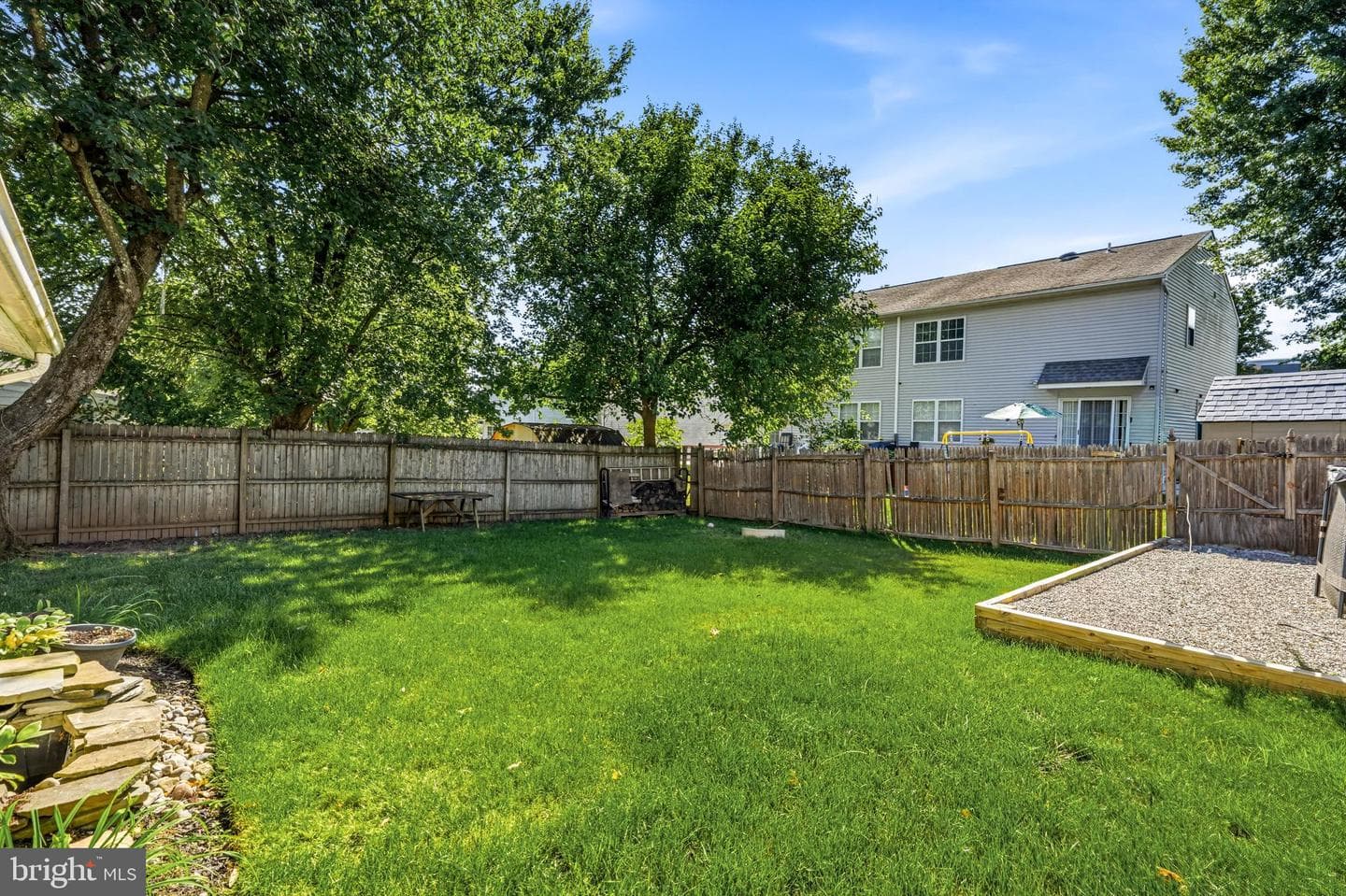 234 Garden Avenue photo 13