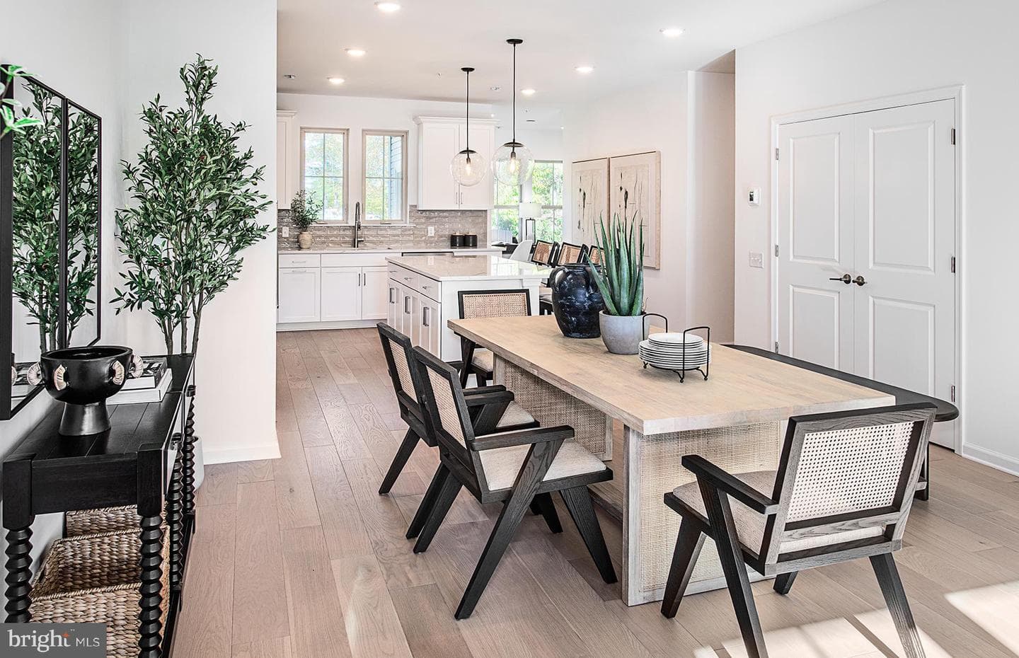 120 Beacon Court photo 5