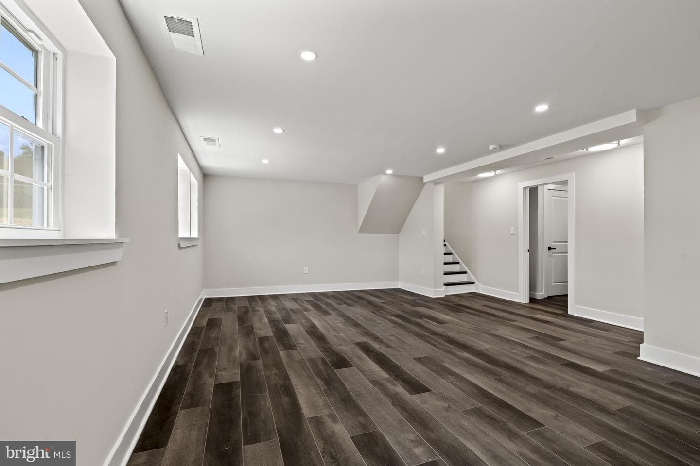 204 Cambridge Road photo 20
