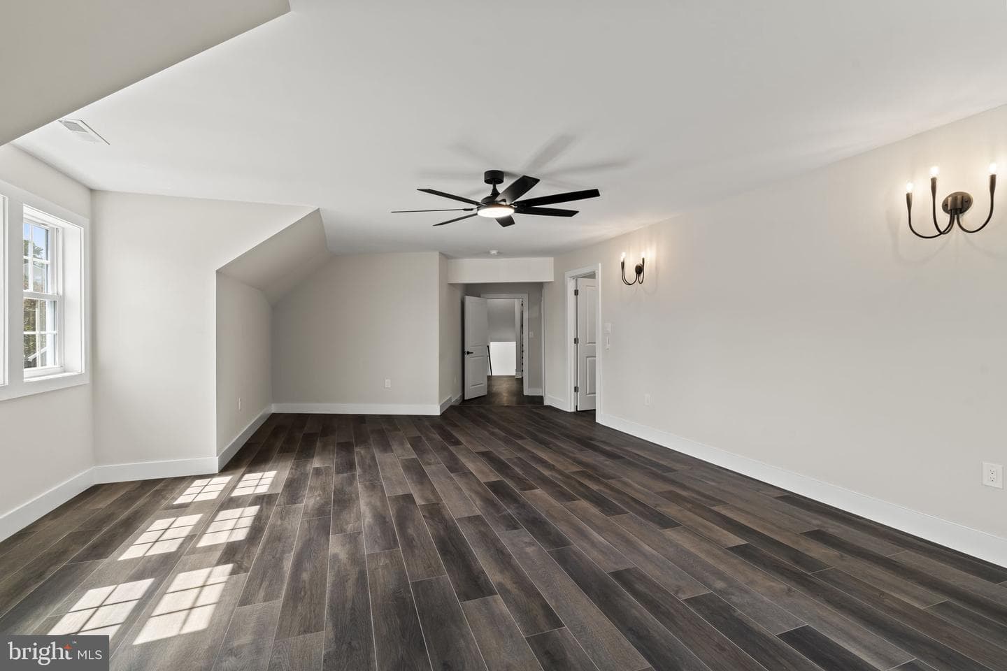 204 Cambridge Road photo 35