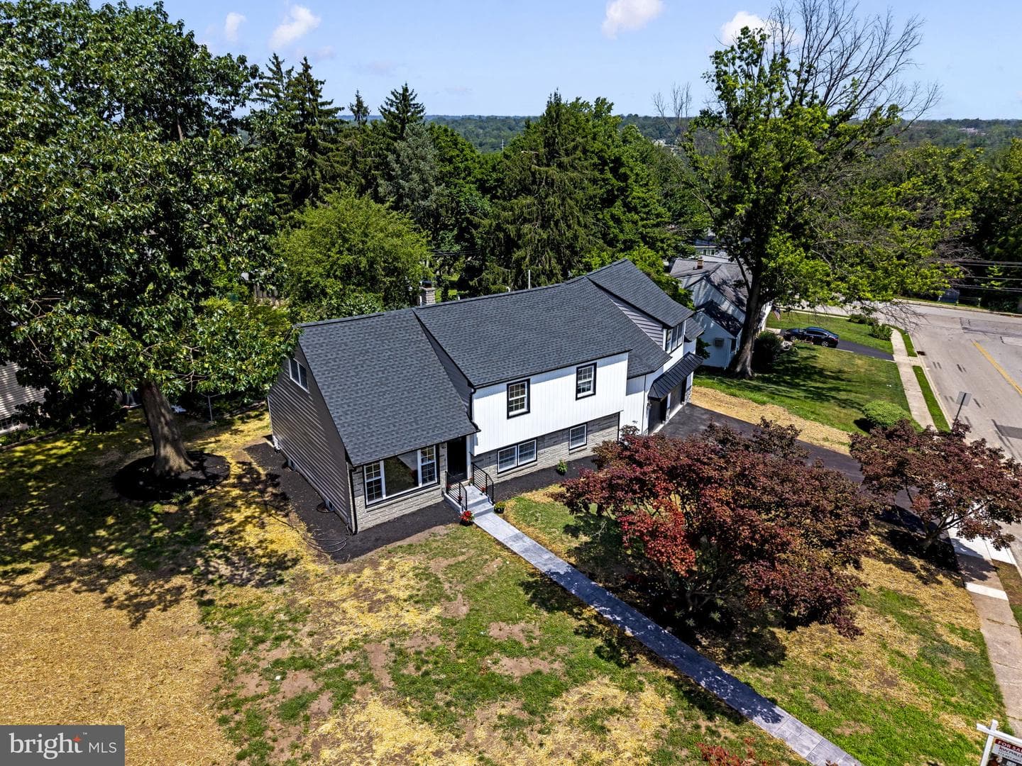 204 Cambridge Road photo 52