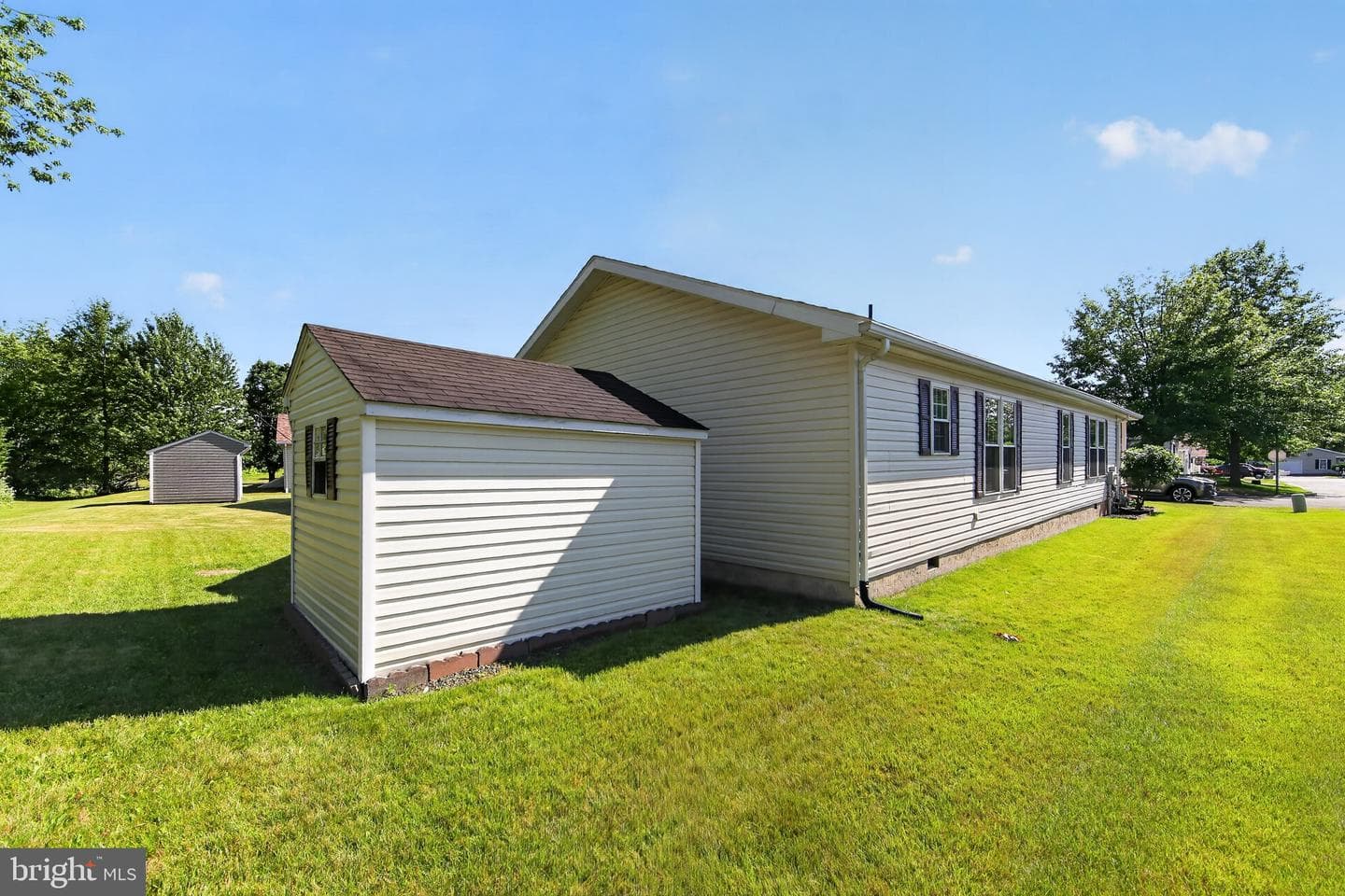 118 Dyer Court photo 4