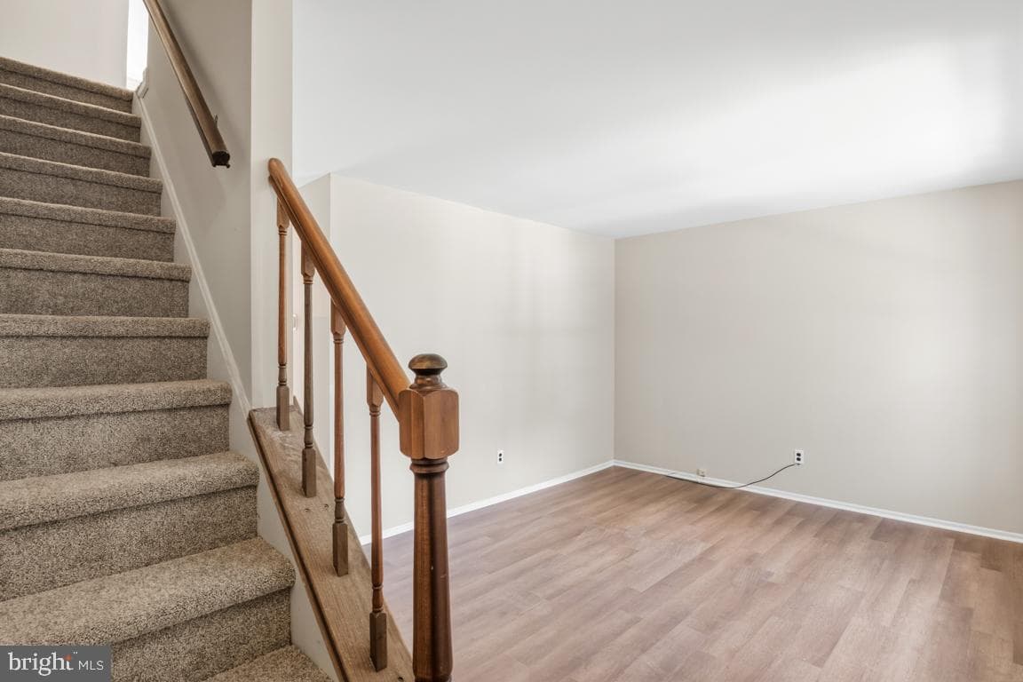 307 Franklin Court photo 11