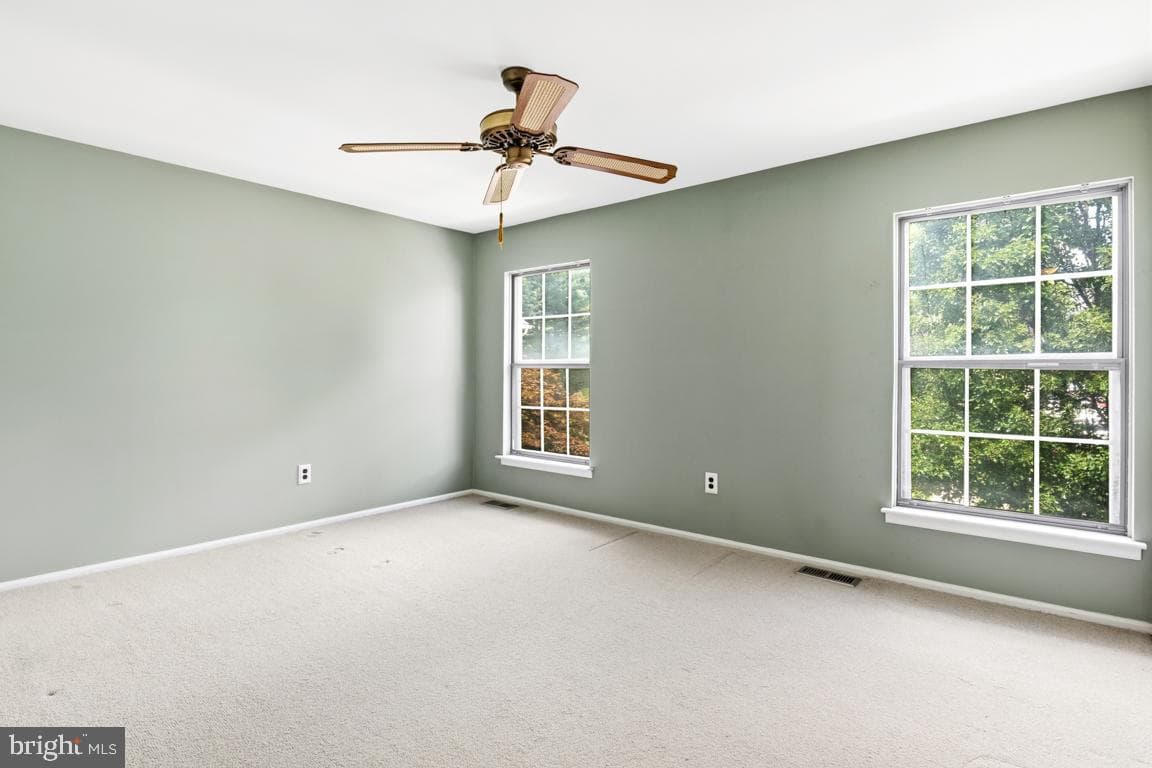 307 Franklin Court photo 16