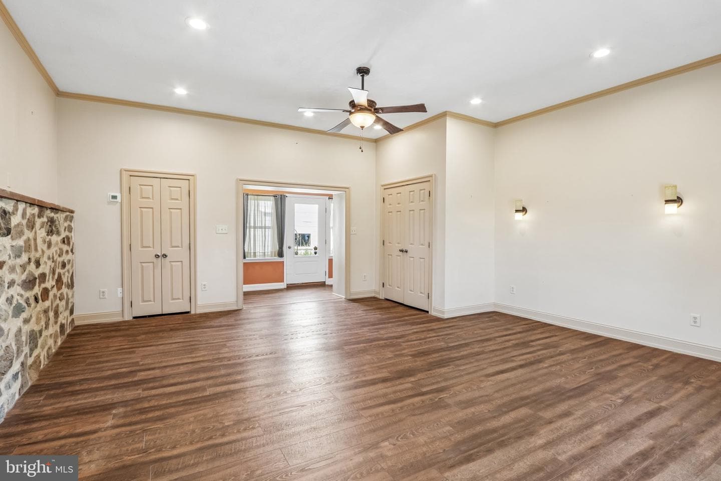 2681 Burton Road photo 10
