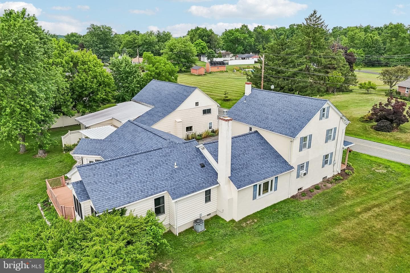 2681 Burton Road photo 100