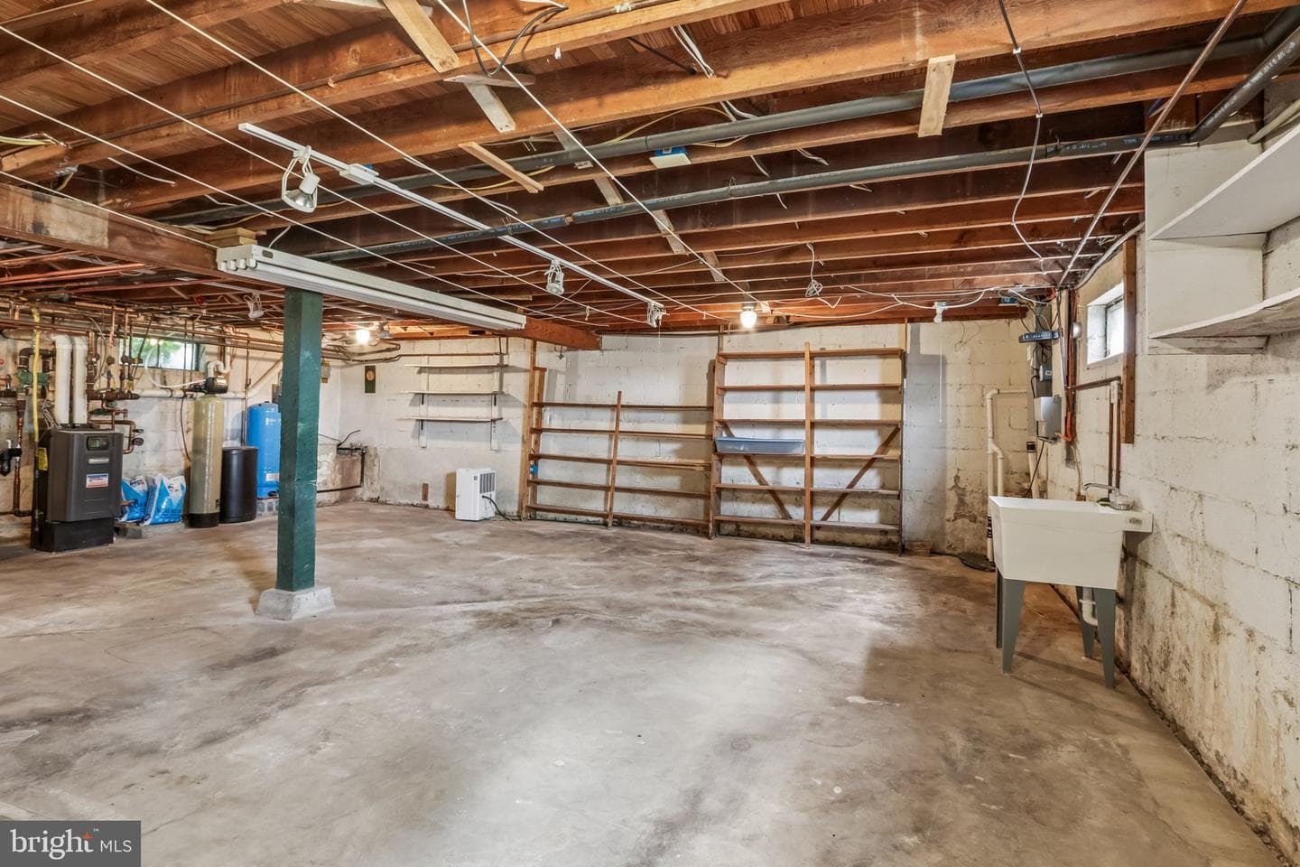 2681 Burton Road photo 60