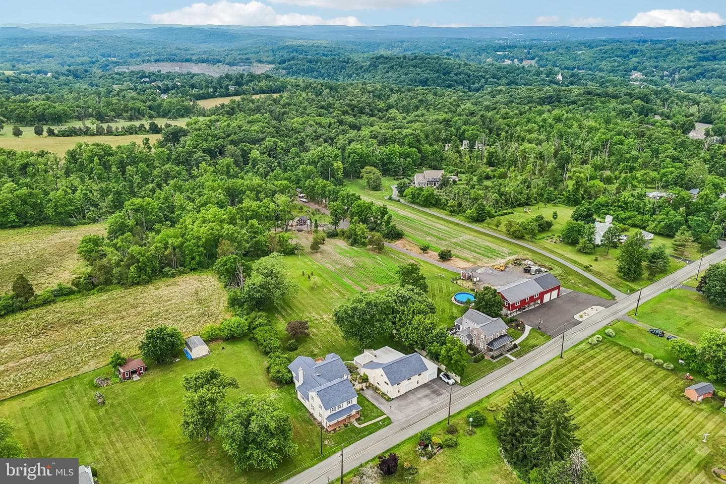 2681 Burton Road photo 92