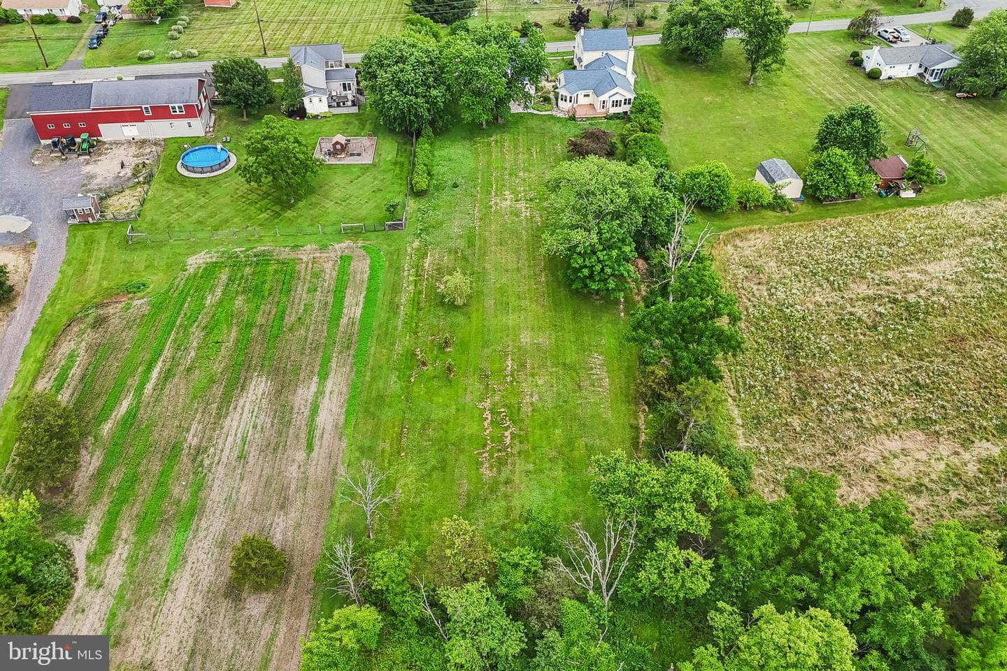 2681 Burton Road photo 93