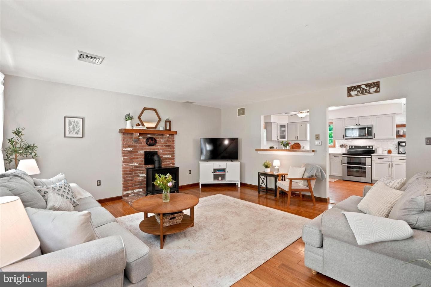 1125 Payne Road photo 8