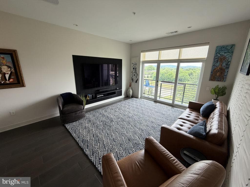 575 S Goddard Boulevard #514 photo 7