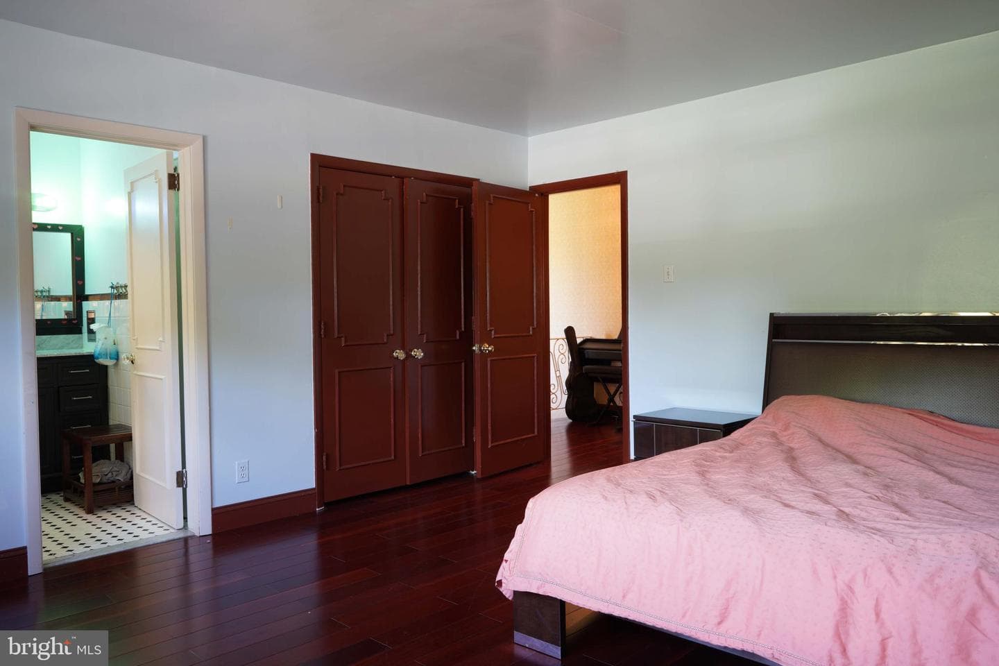 1104 Gainsboro Road photo 6