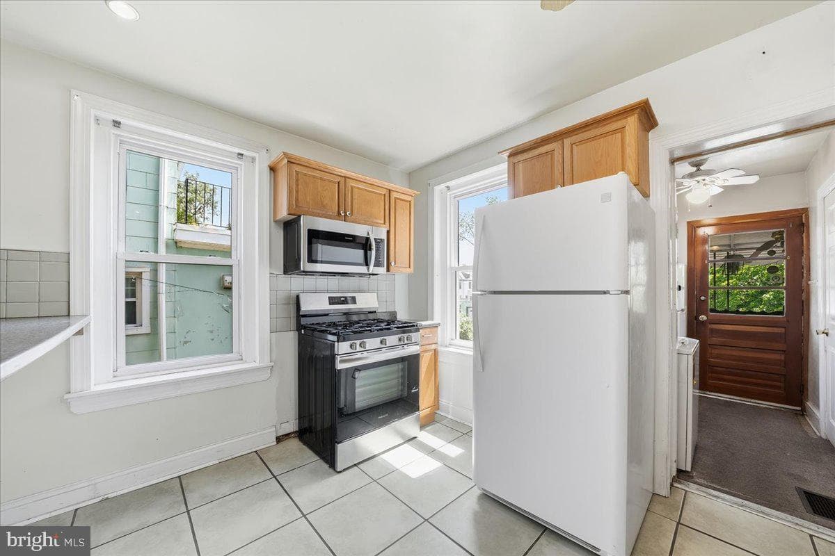 16 W Spring Avenue photo 14