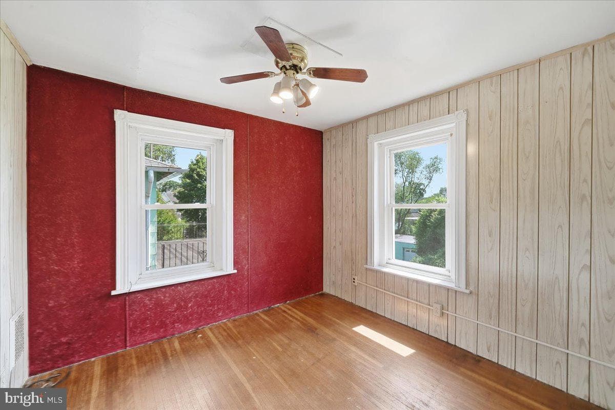 16 W Spring Avenue photo 25
