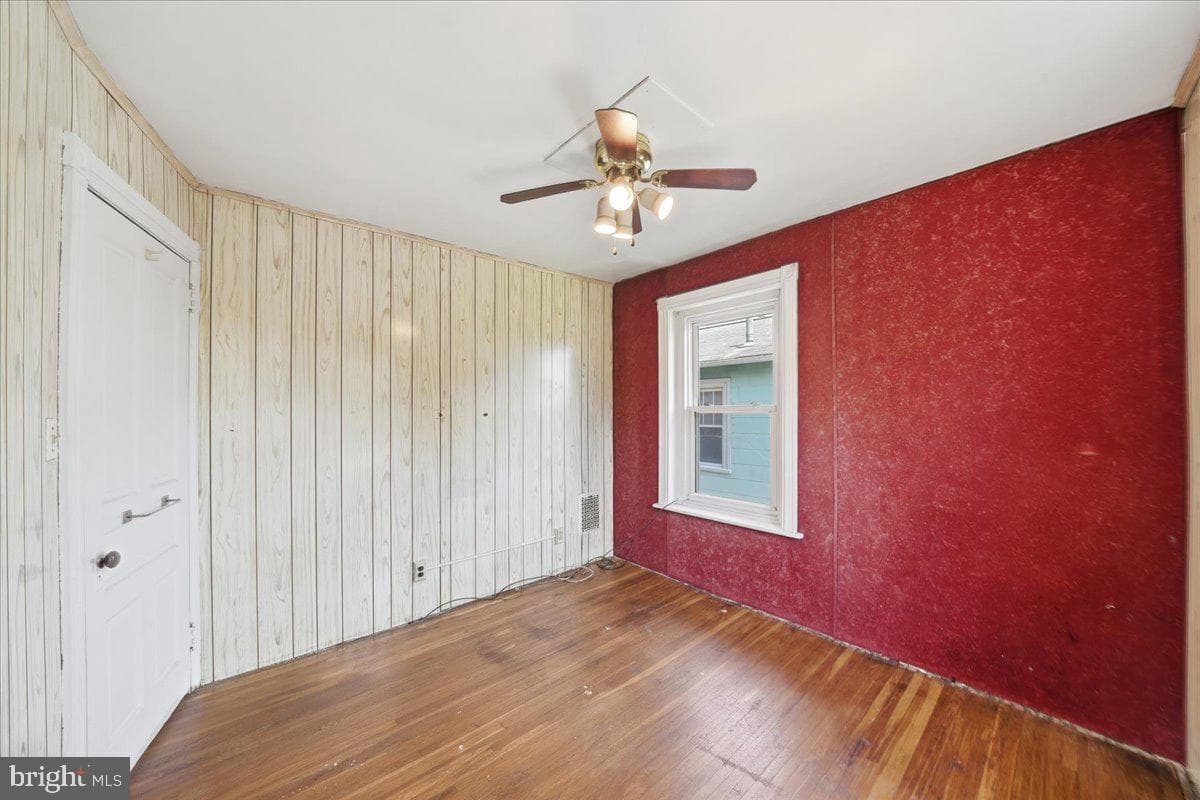 16 W Spring Avenue photo 26