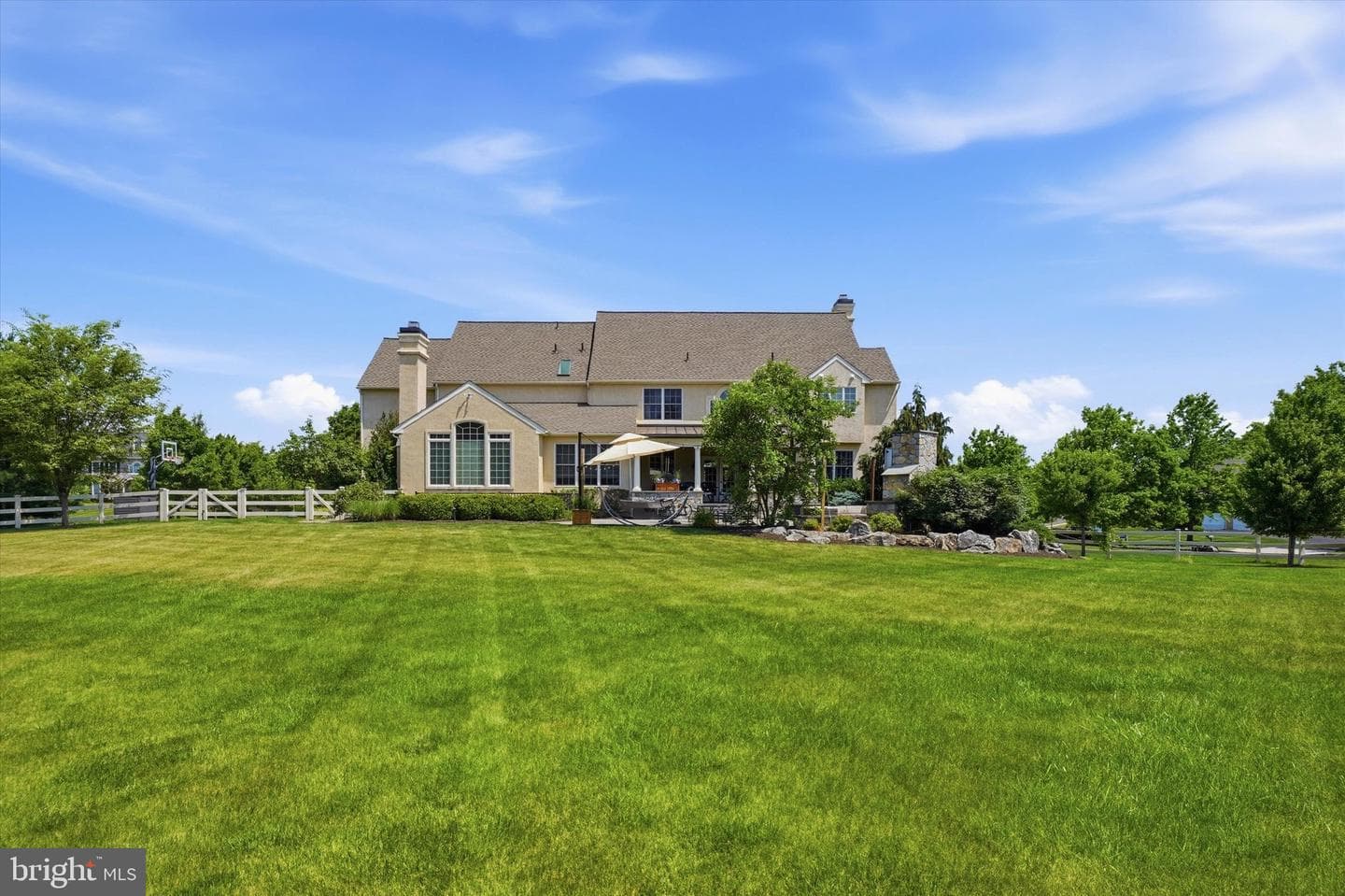879 Ashbourne Way photo 43