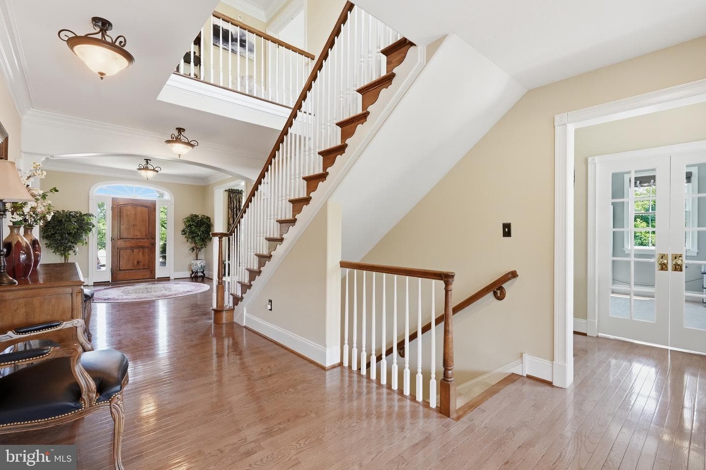 879 Ashbourne Way photo 5