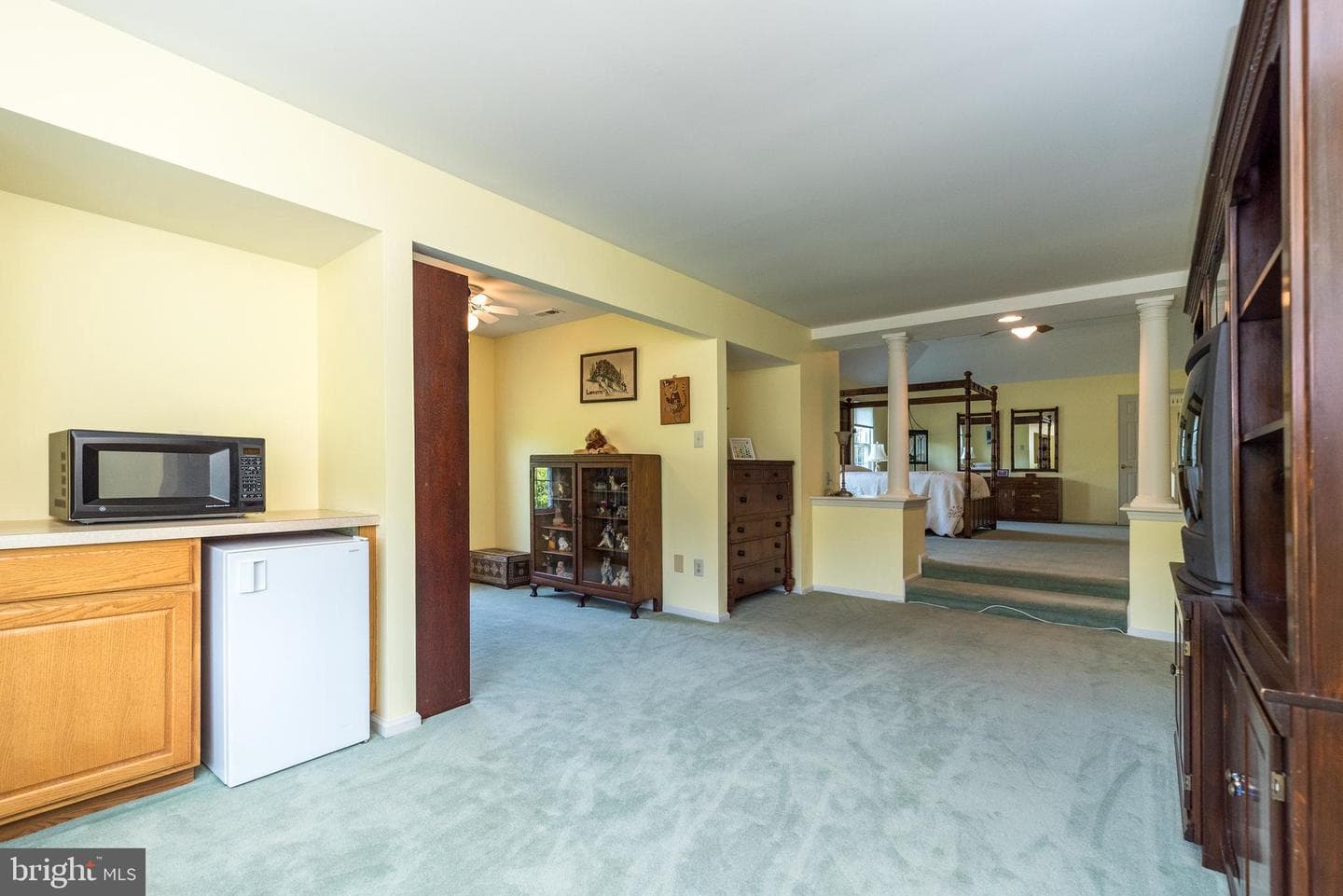 650 Grantham Lane photo 30
