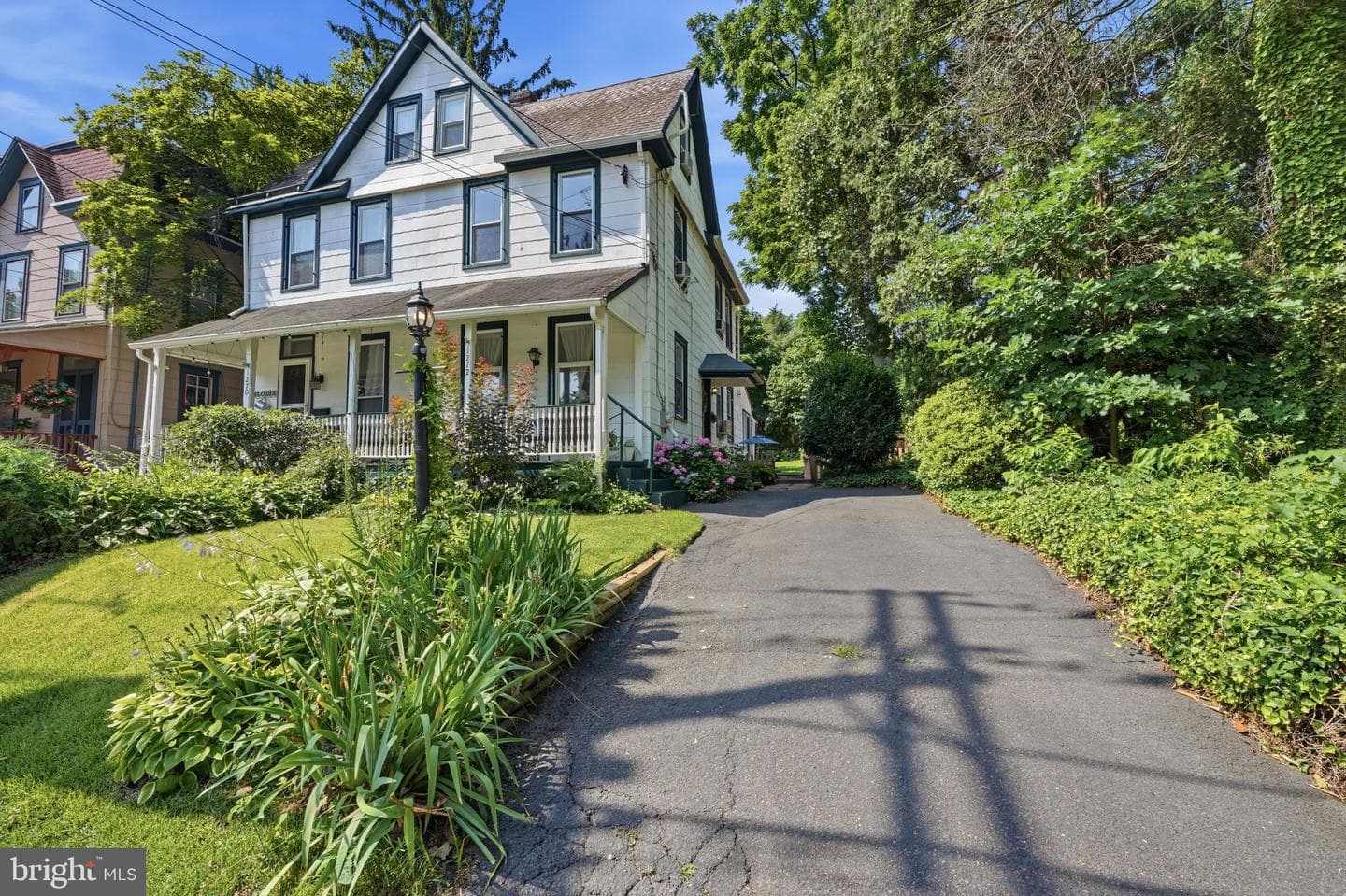 1272 Ashbourne Road, Elkins Park